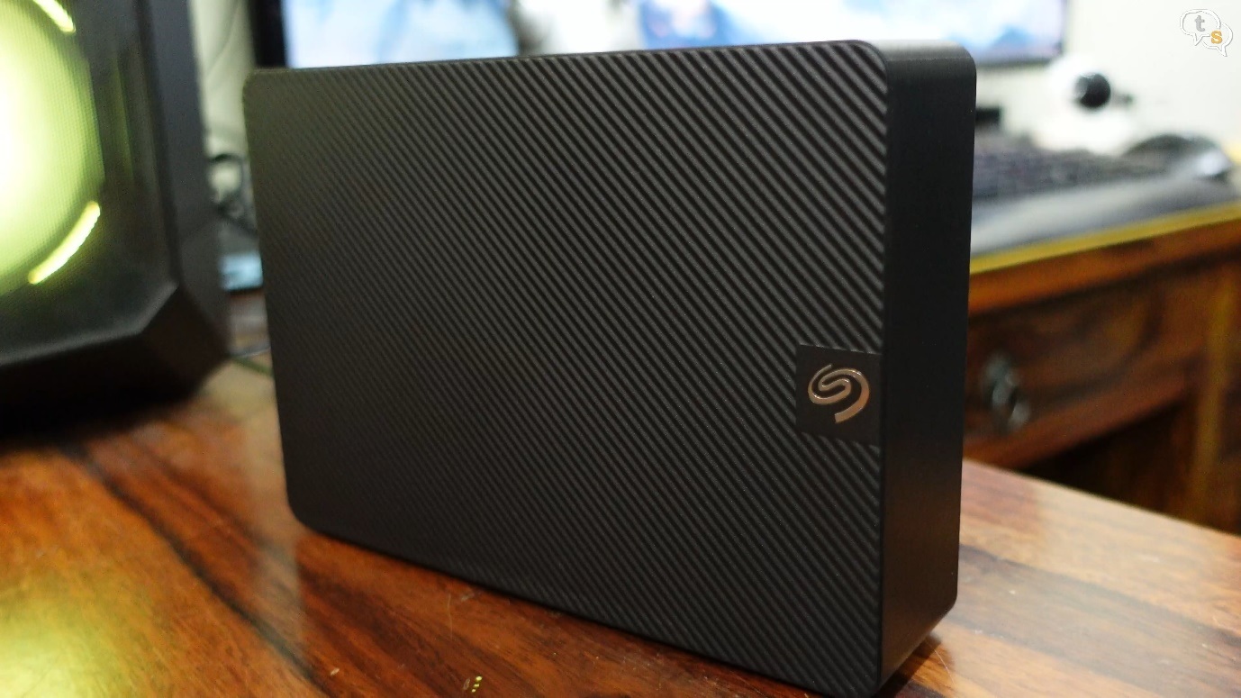 Seagate Expansion Desktop HDD Review : किफायती External हार्ड ड्राइव